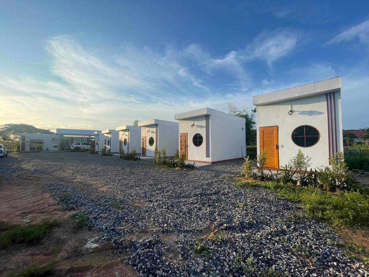 Muji House Resort Non Sang Exterior photo