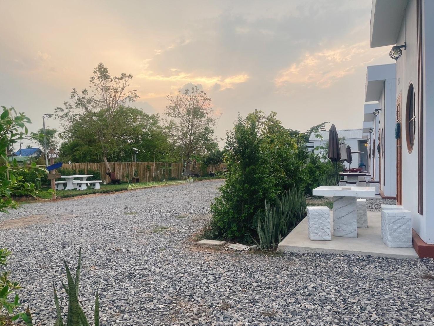Muji House Resort Non Sang Exterior photo