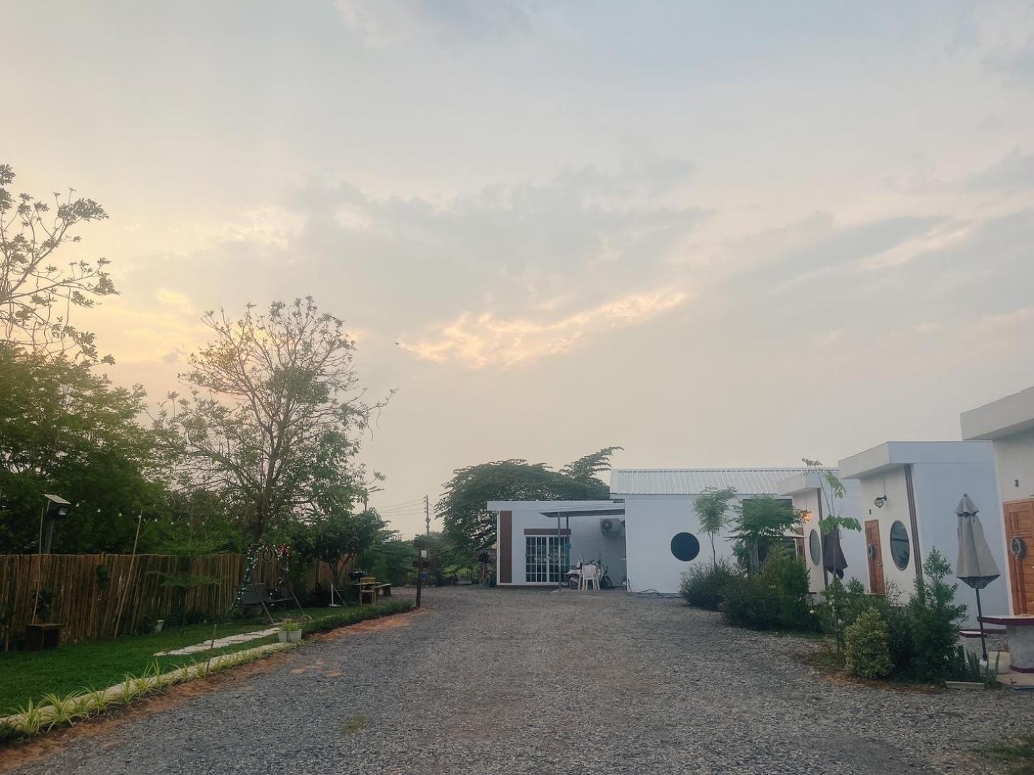 Muji House Resort Non Sang Exterior photo