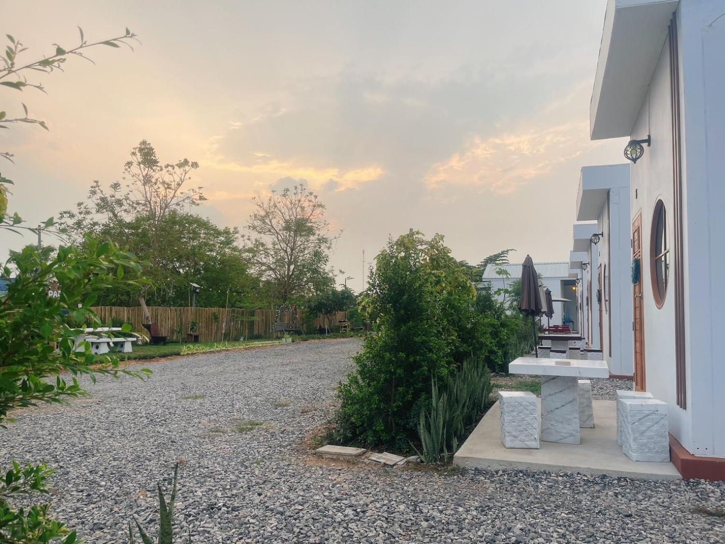 Muji House Resort Non Sang Exterior photo