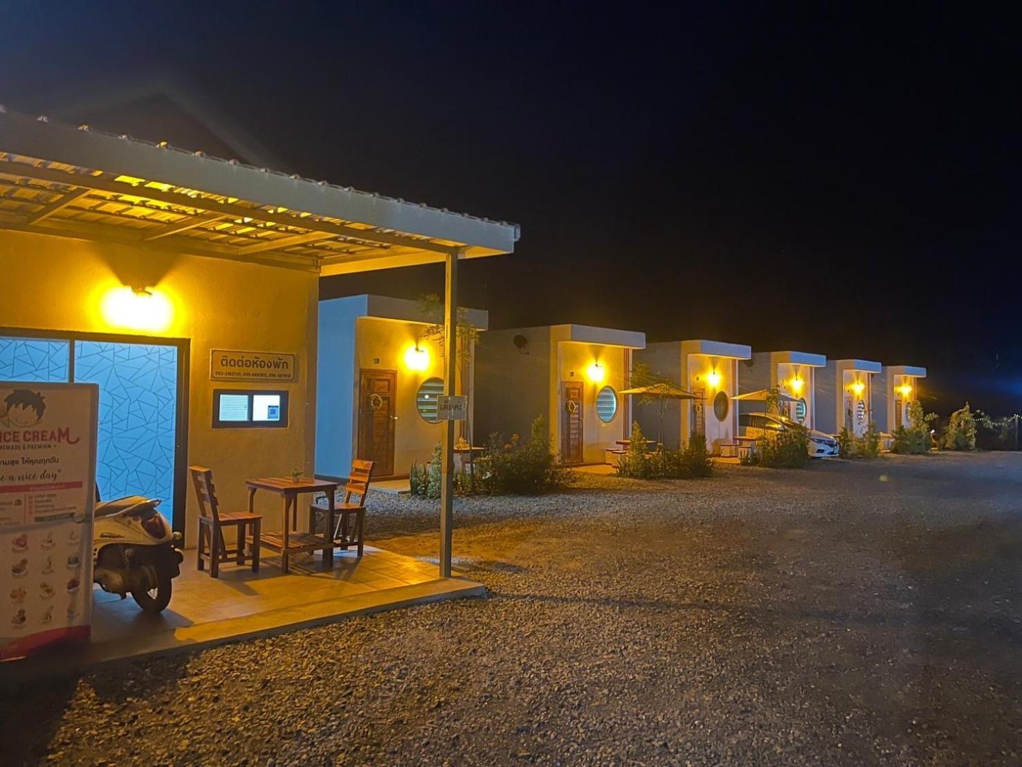 Muji House Resort Non Sang Exterior photo