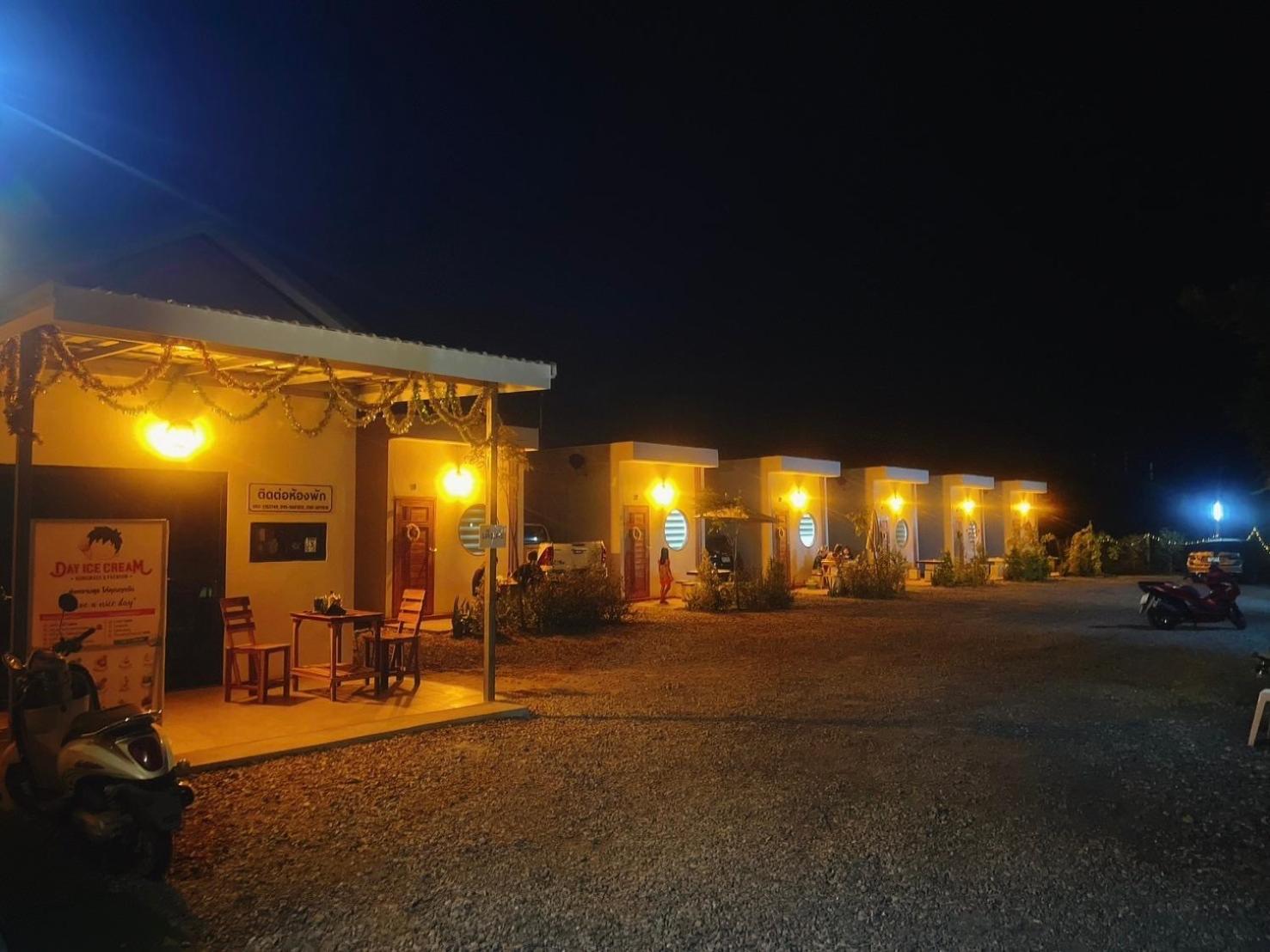 Muji House Resort Non Sang Exterior photo